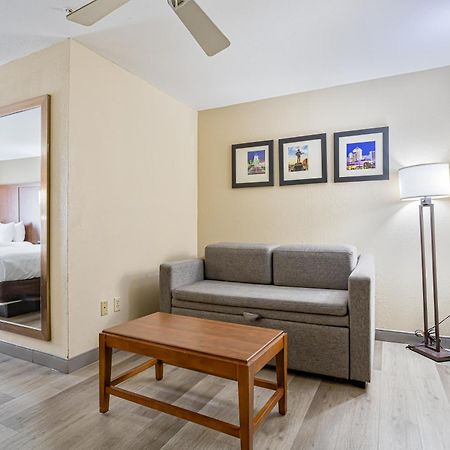 Comfort Inn & Suites Montgomery East Carmichael Rd Dış mekan fotoğraf