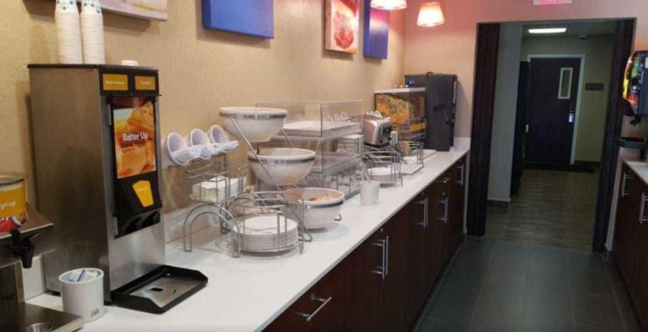 Comfort Inn & Suites Montgomery East Carmichael Rd Dış mekan fotoğraf