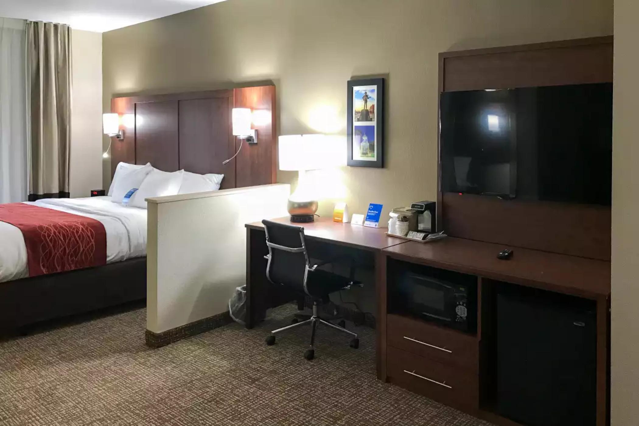 Comfort Inn & Suites Montgomery East Carmichael Rd Dış mekan fotoğraf