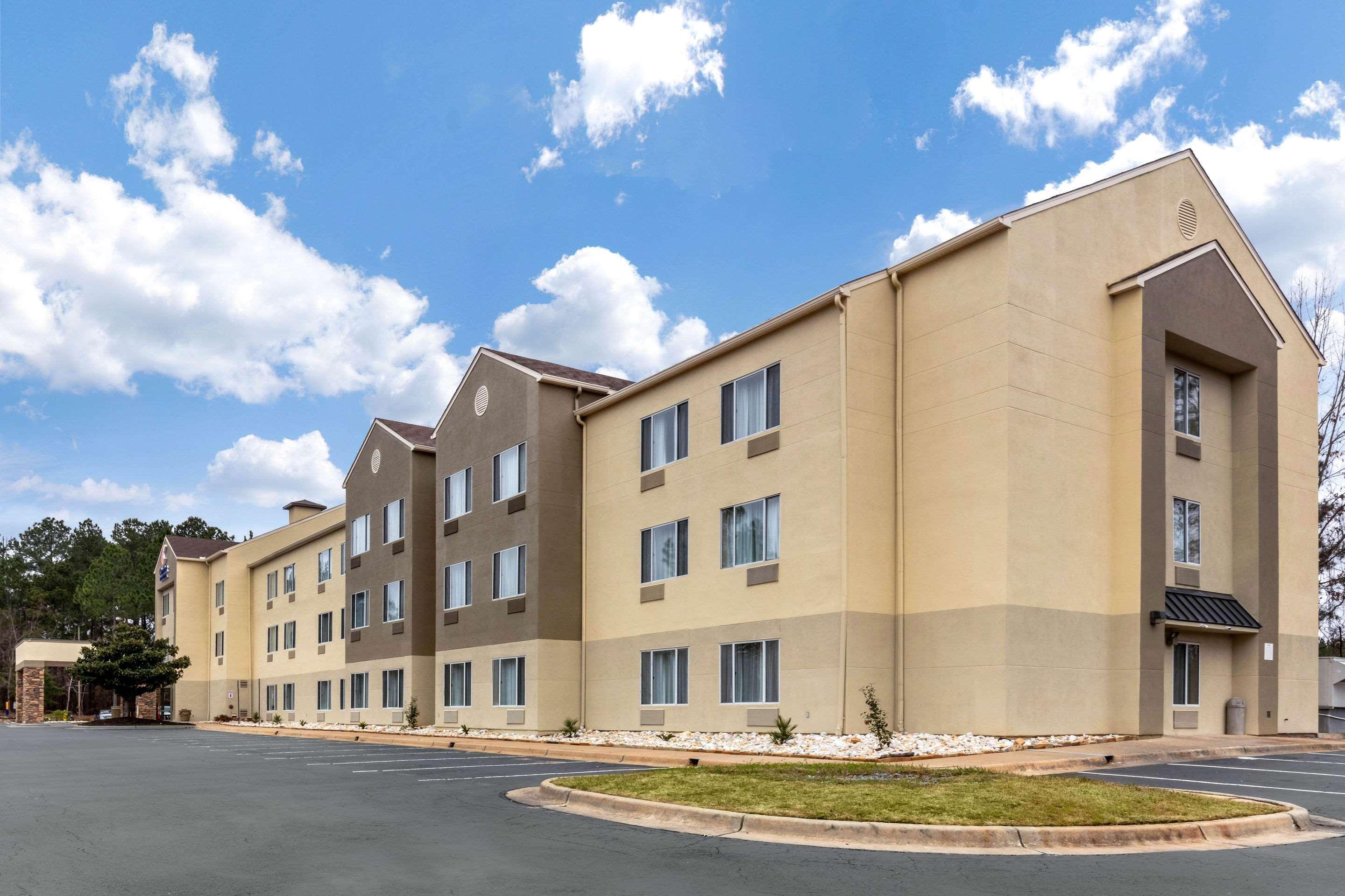 Comfort Inn & Suites Montgomery East Carmichael Rd Dış mekan fotoğraf