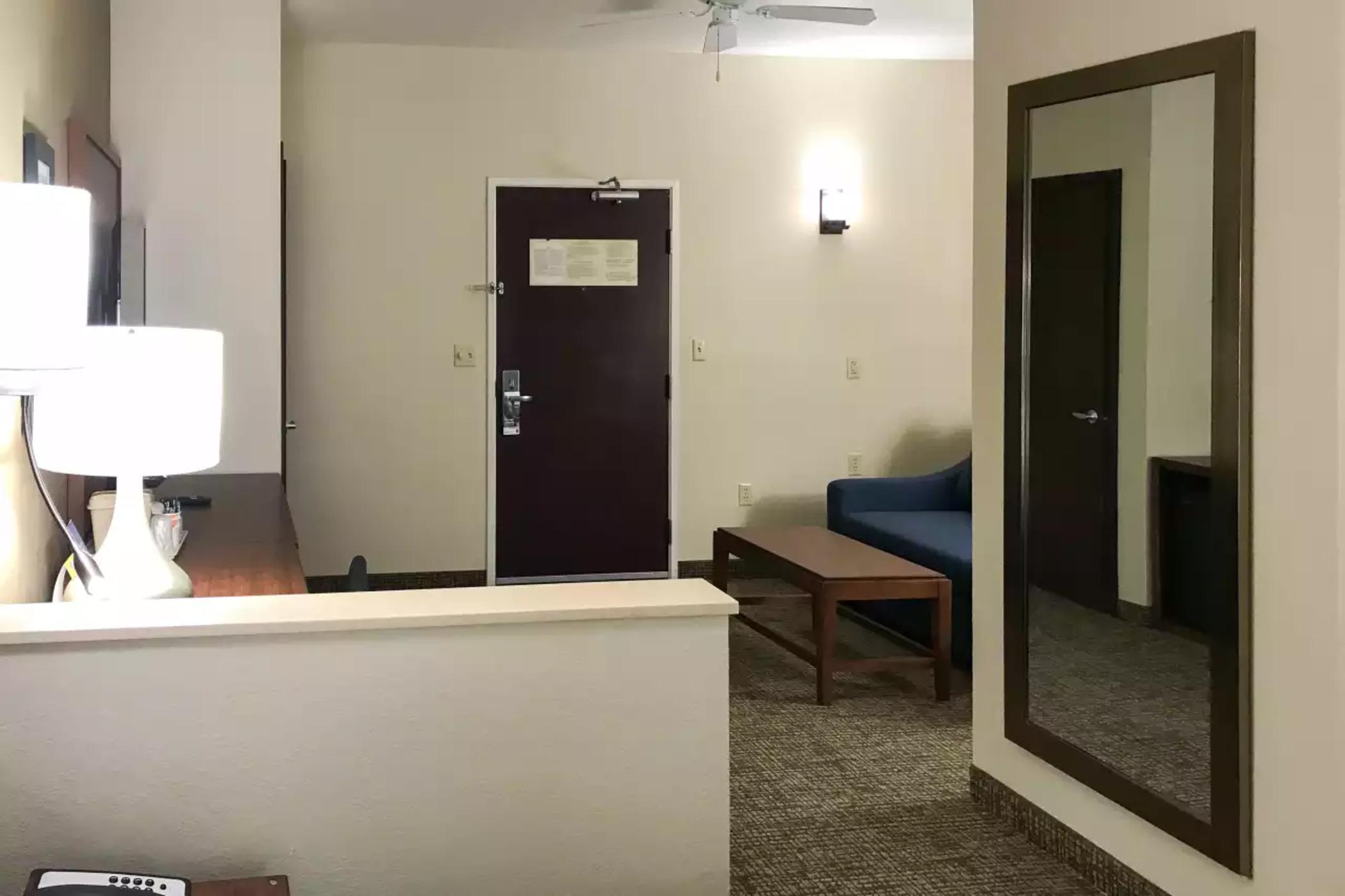 Comfort Inn & Suites Montgomery East Carmichael Rd Dış mekan fotoğraf