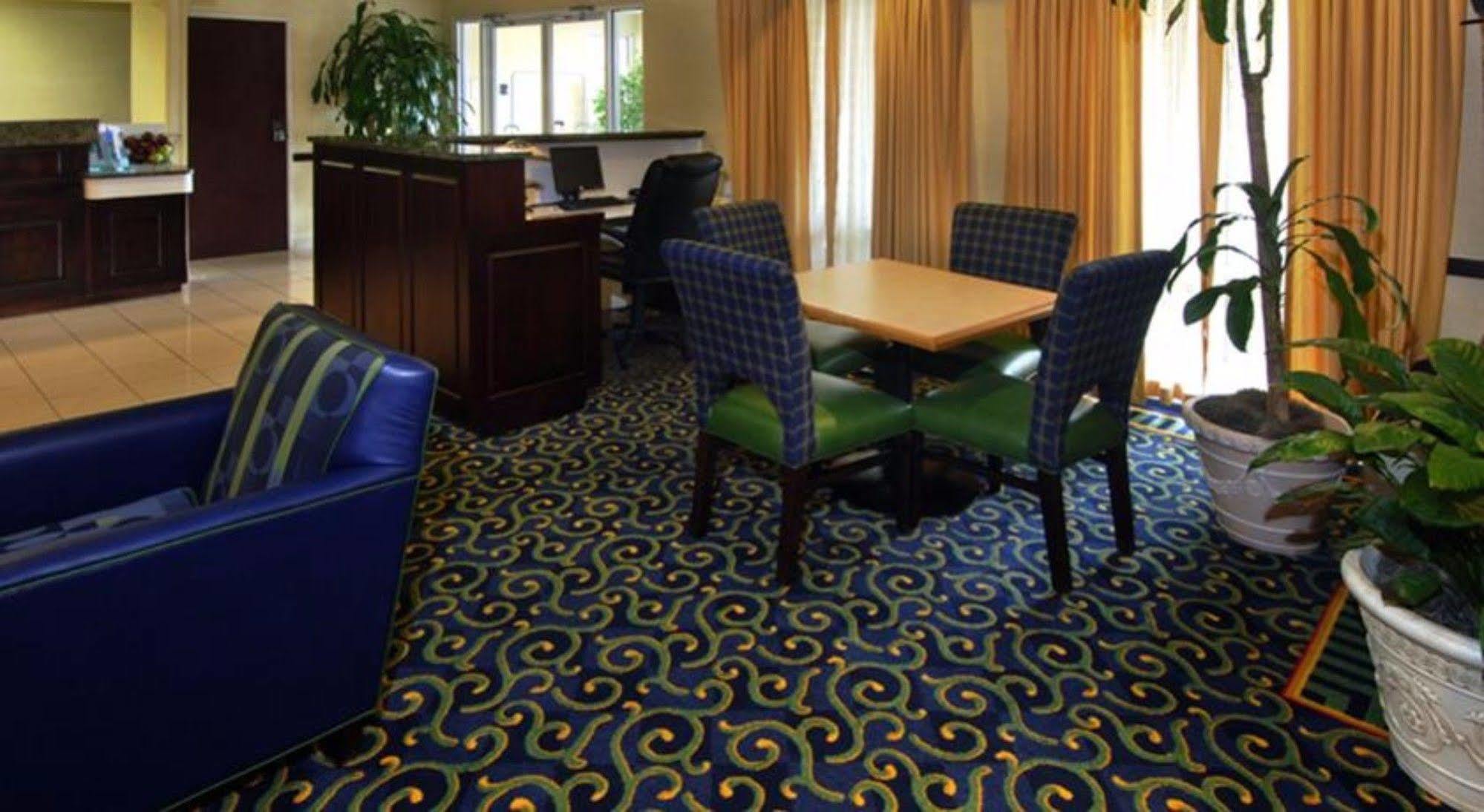 Comfort Inn & Suites Montgomery East Carmichael Rd Dış mekan fotoğraf
