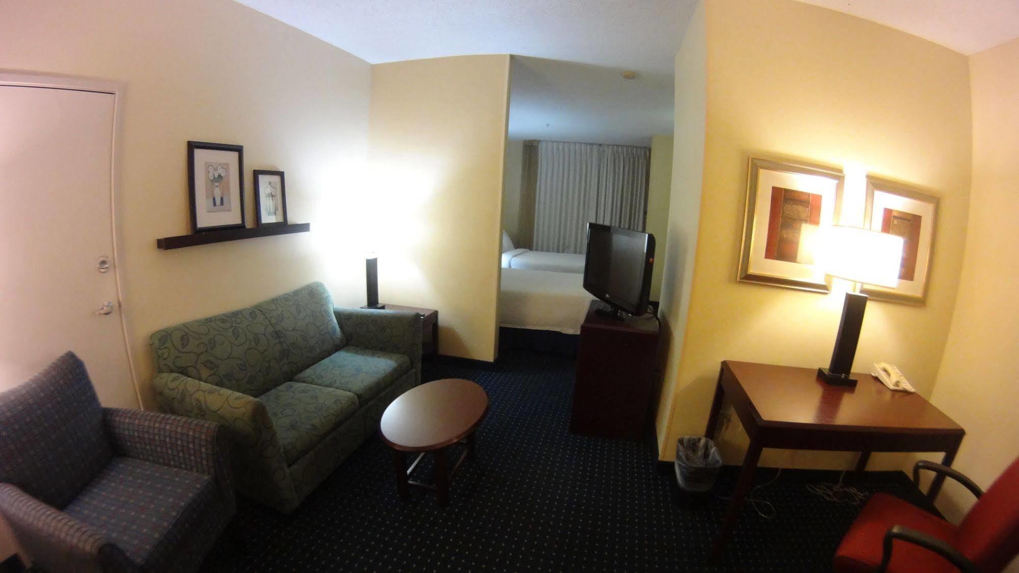 Comfort Inn & Suites Montgomery East Carmichael Rd Dış mekan fotoğraf